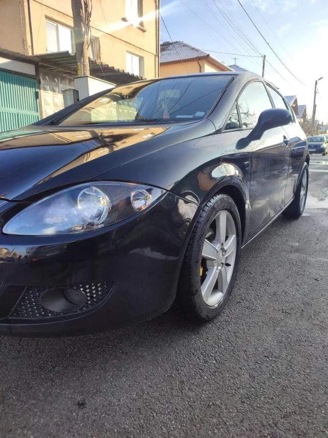 Seat Leon, снимка 3 - Автомобили и джипове - 48271969