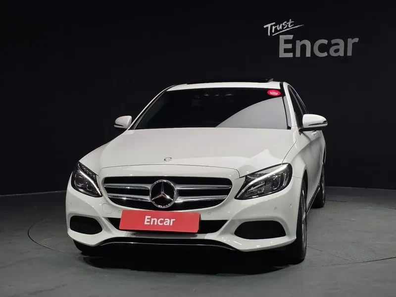 Mercedes-Benz C 220 Avantgarde - САМО 30% АВАНС, снимка 3 - Автомобили и джипове - 55986507