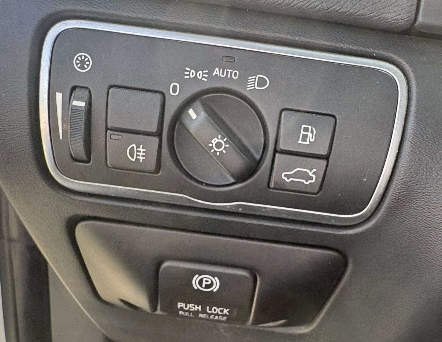 Volvo S60 T5 AWD 2.5  | Mobile.bg   12