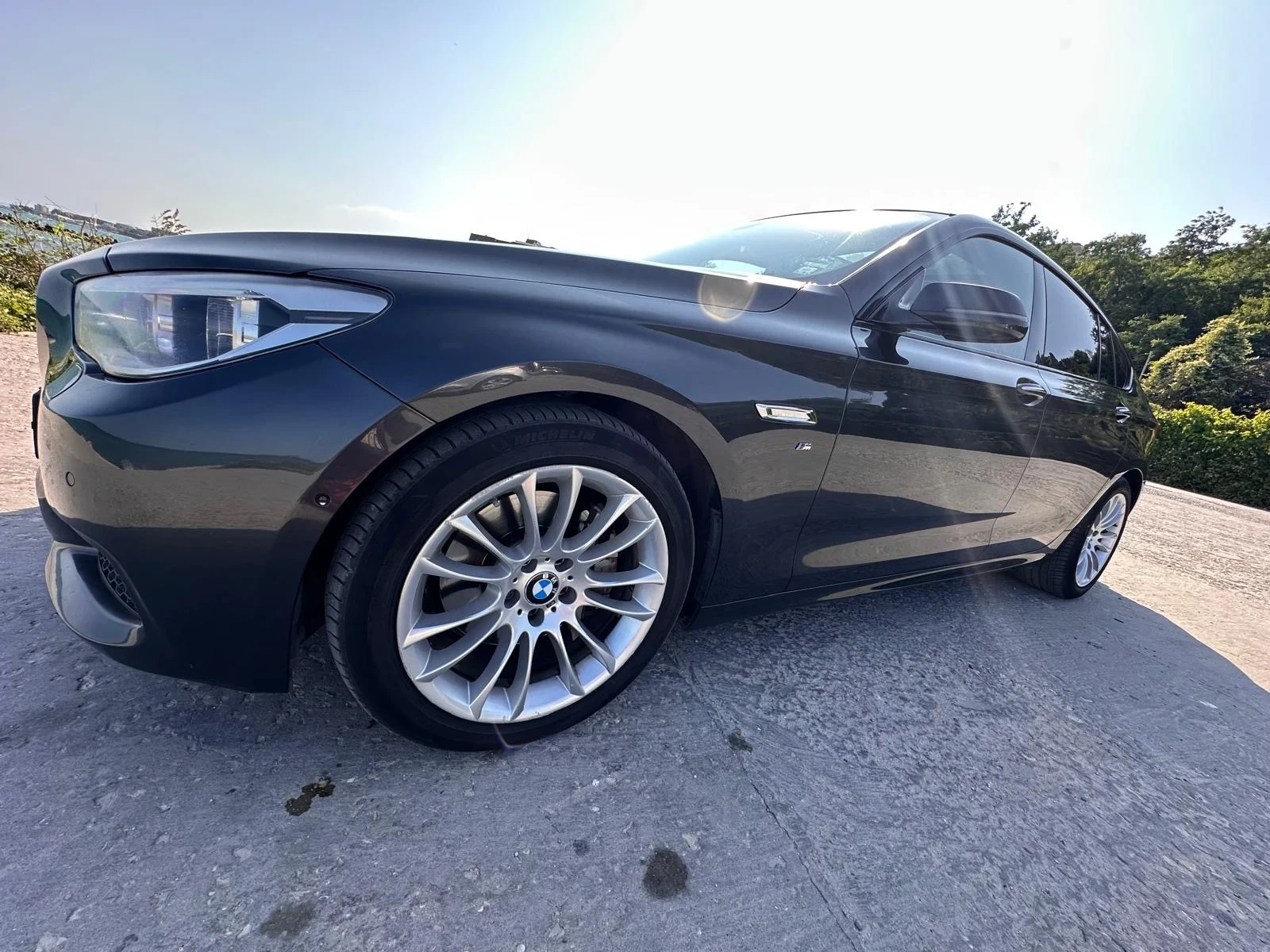 BMW 5 Gran Turismo 535d xDrive - изображение 9