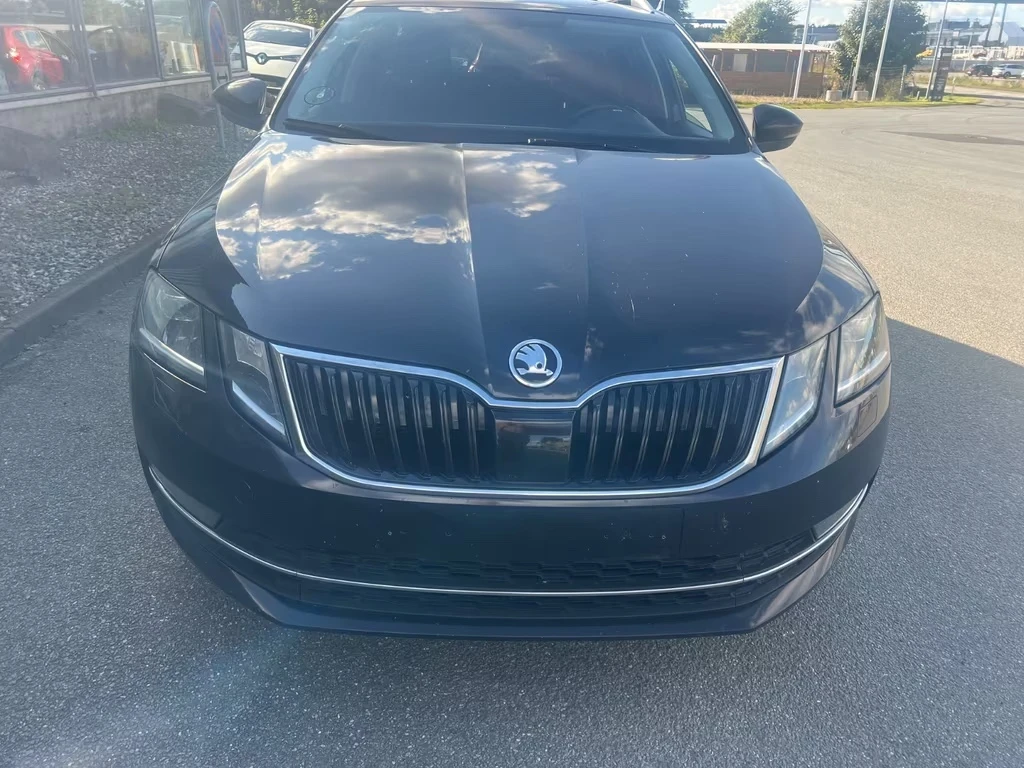 Skoda Octavia 2.0tdi 150hp Style Automatik - изображение 2