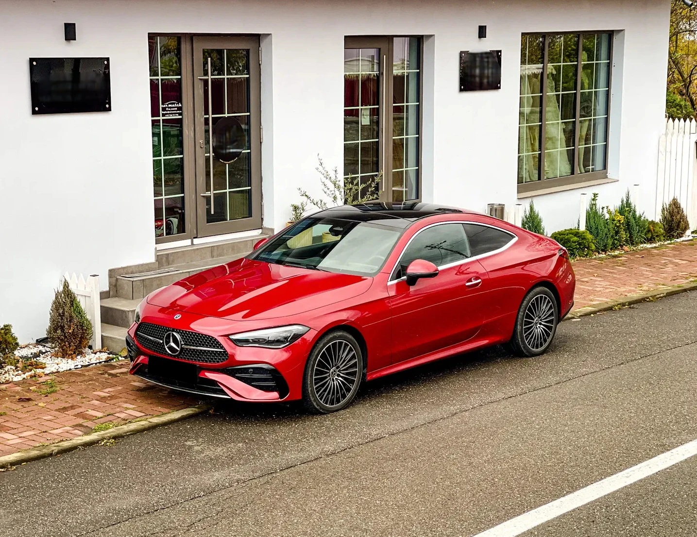 Mercedes-Benz CLE 200 Coupe - изображение 3