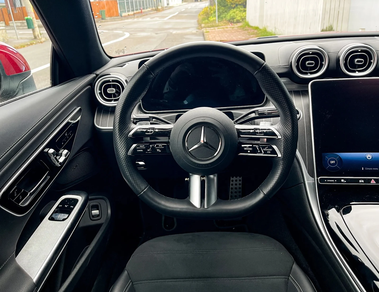 Mercedes-Benz CLE 200 Coupe - изображение 10