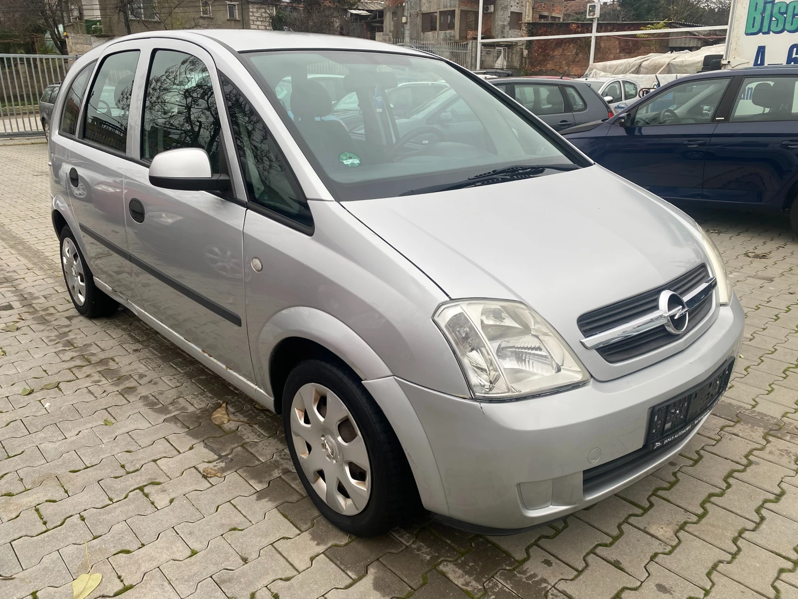 Opel Meriva 1.6i automatic 101к.с - изображение 6