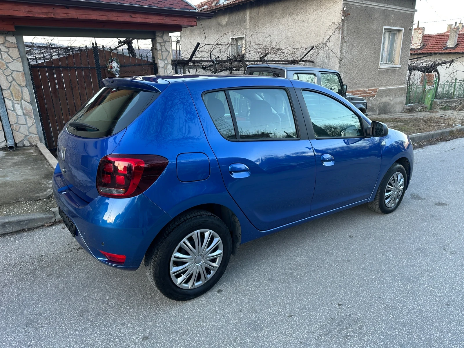 Dacia Sandero 1.0TCE ГАЗ* * * 101000* * * km - изображение 4