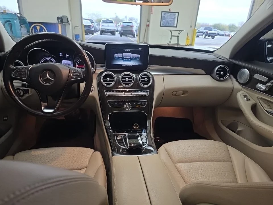 Mercedes-Benz C 300 4MATIC LUXURY ПАКЕТ | ДВА КЛЮЧА | ЗАДНА КАМЕРА |  - изображение 10