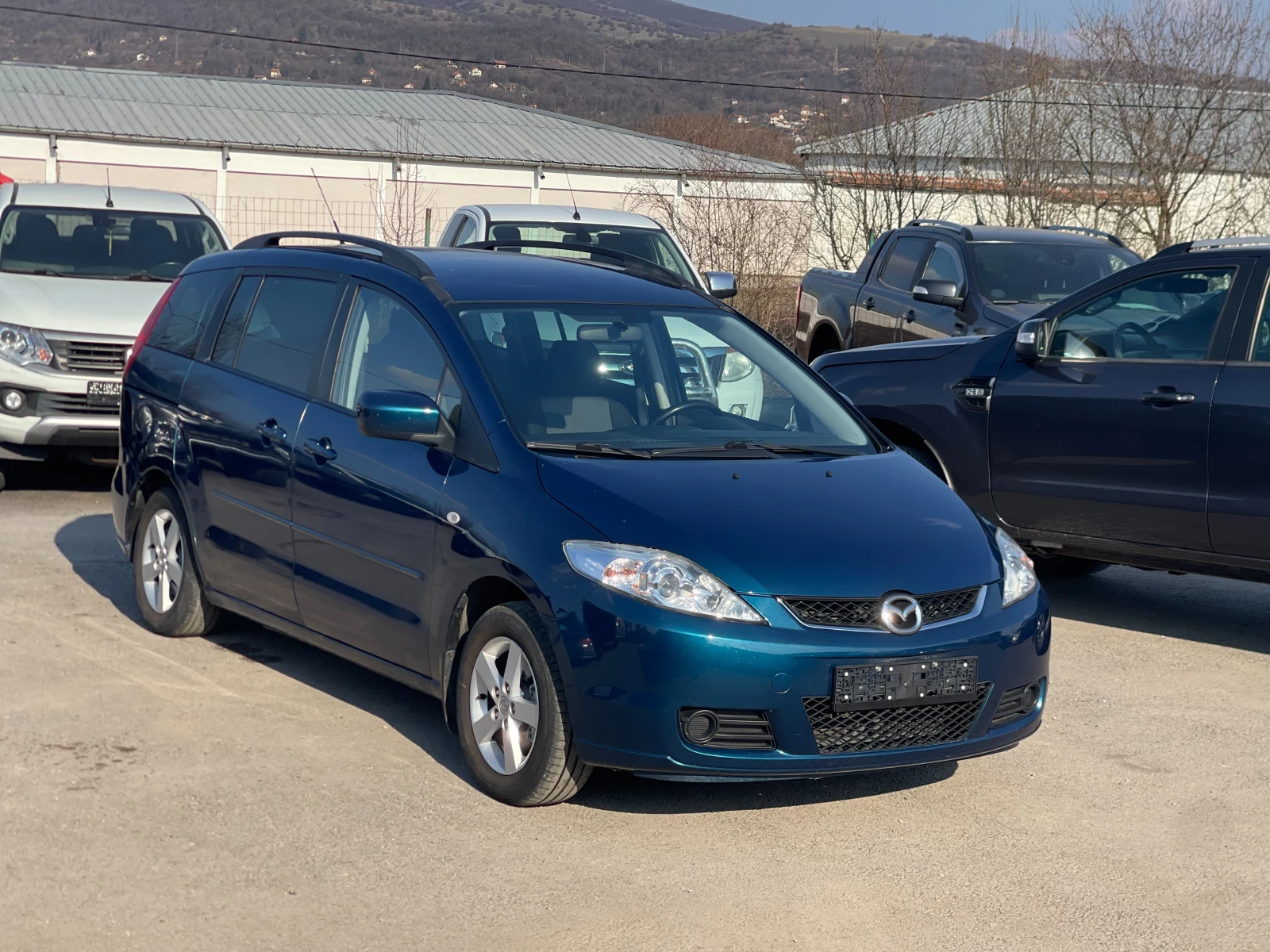 Mazda 5 1.8i , снимка 6 - Автомобили и джипове - 53796547