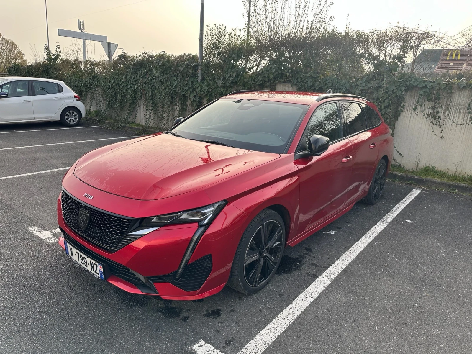 Peugeot 308 SW 1.2 GT, снимка 2 - Автомобили и джипове - 53975404