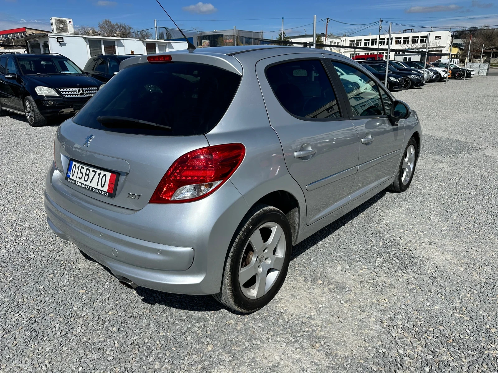 Peugeot 207 1.6 i, снимка 8 - Автомобили и джипове - 54044185