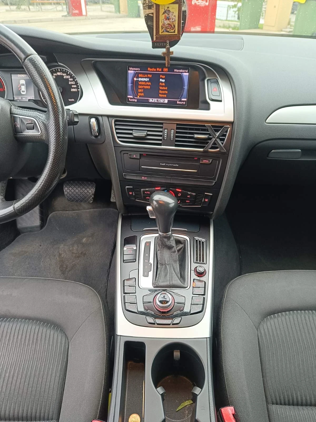 Audi A4, снимка 6 - Автомобили и джипове - 54208660