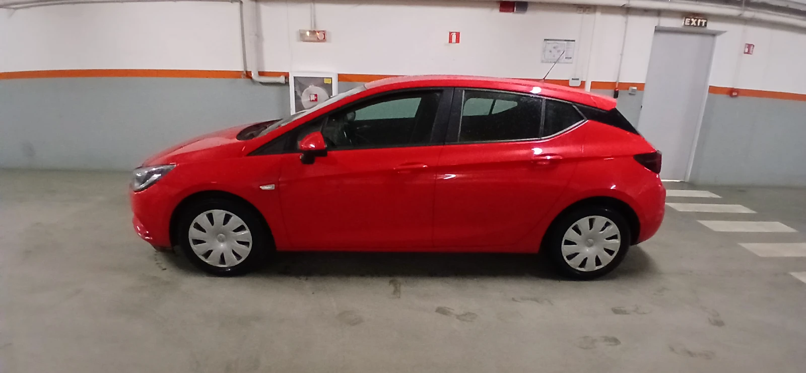 Opel Astra К, снимка 3 - Автомобили и джипове - 54609299