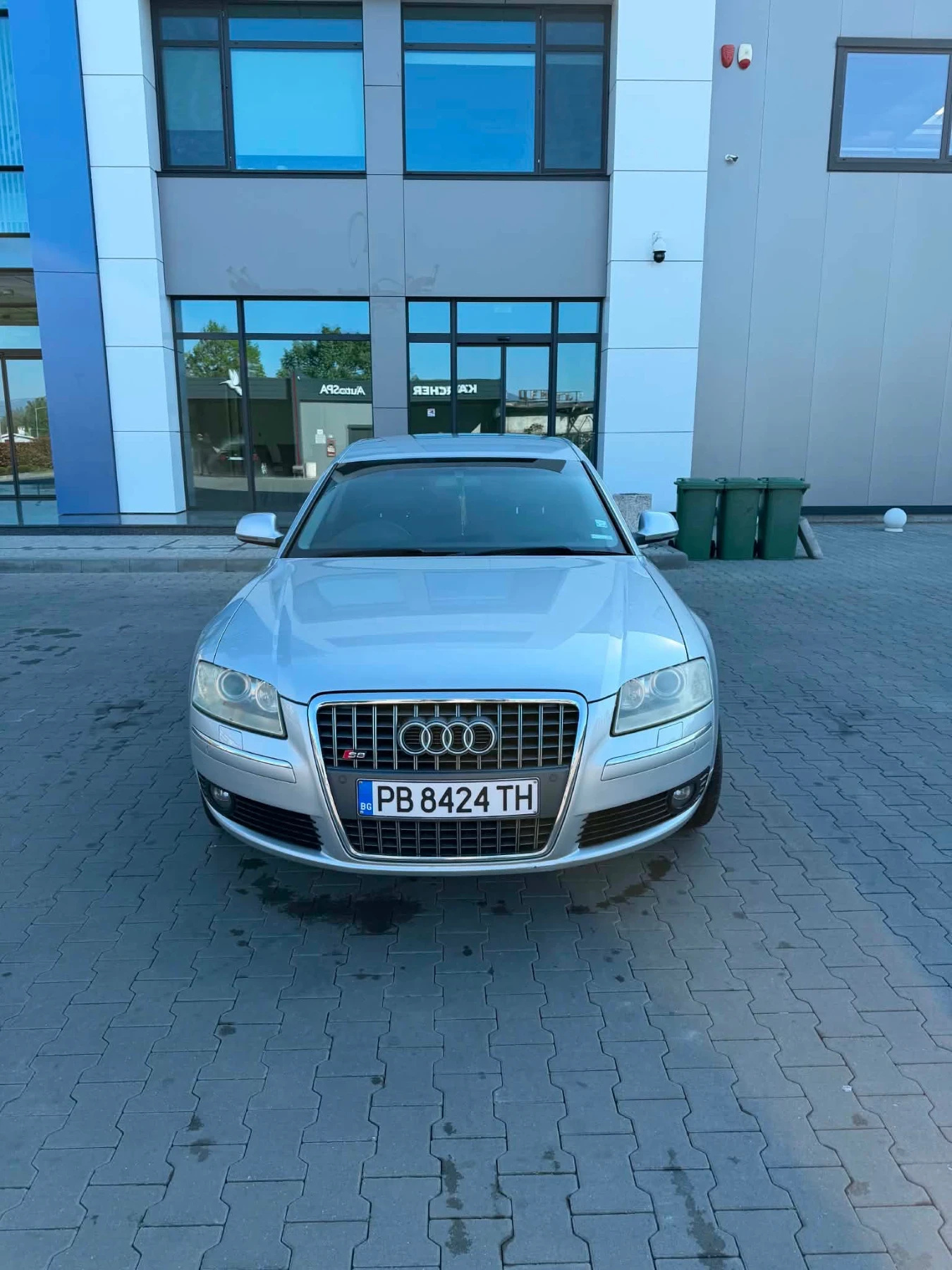 Audi A8