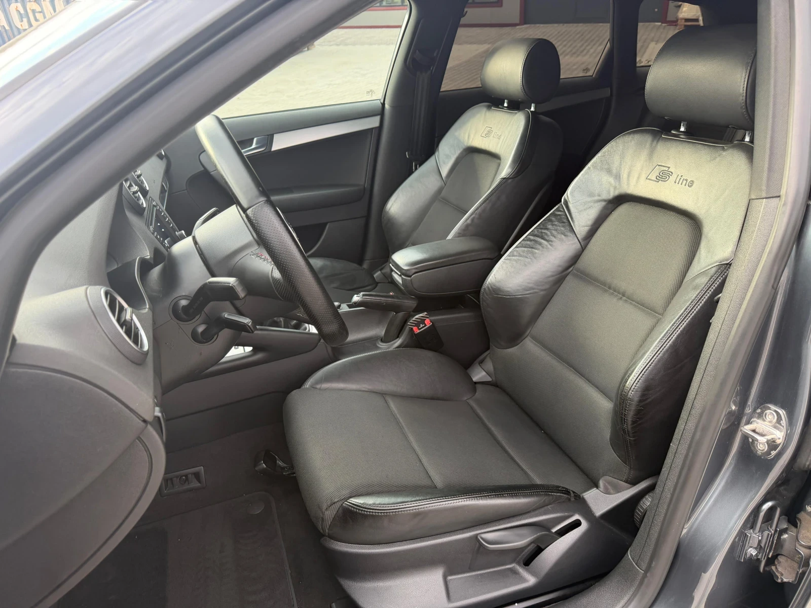 Audi A3 Sportback, снимка 8 - Автомобили и джипове - 54754797