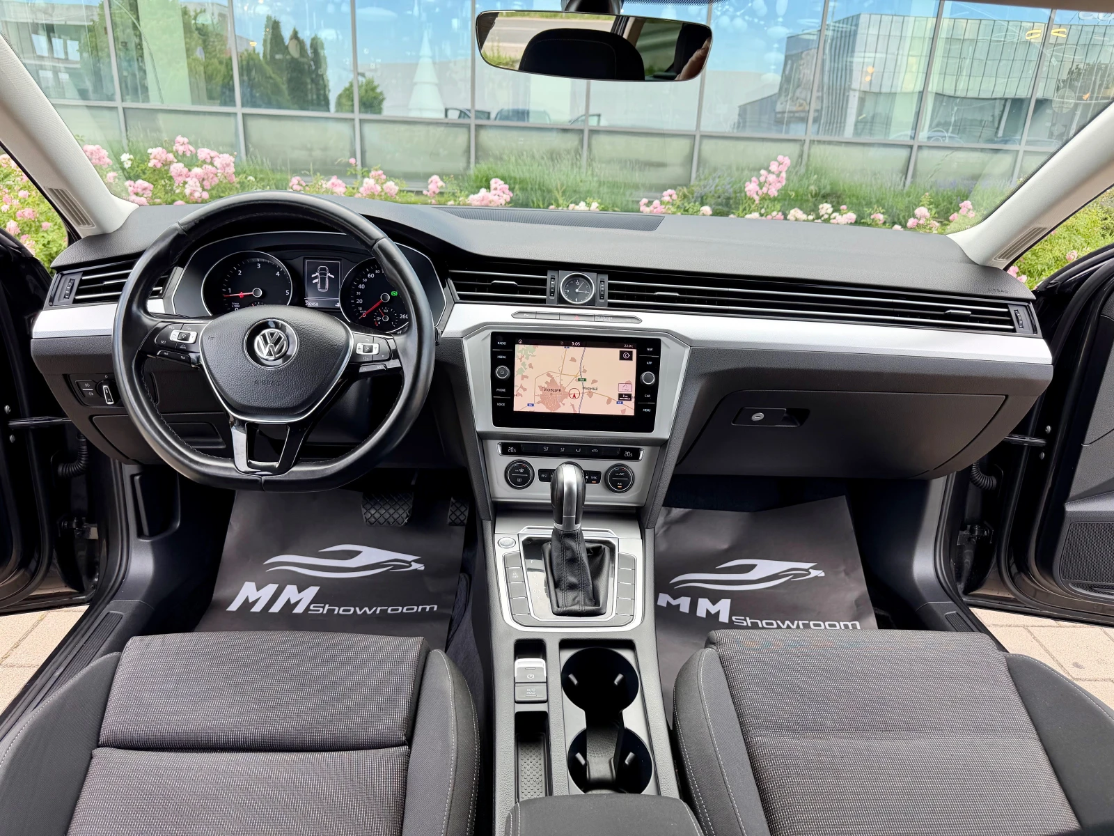 VW Passat 2.0TDI-HIGHLINE-DISTRONIC-NAVIGATION-ПАРКТРОНИК, снимка 11 - Автомобили и джипове - 54864499