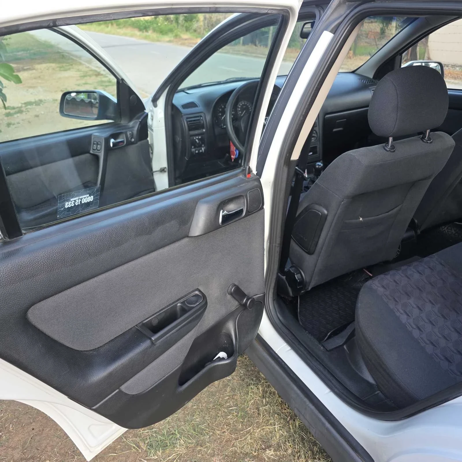 Opel Astra, снимка 13 - Автомобили и джипове - 55016174
