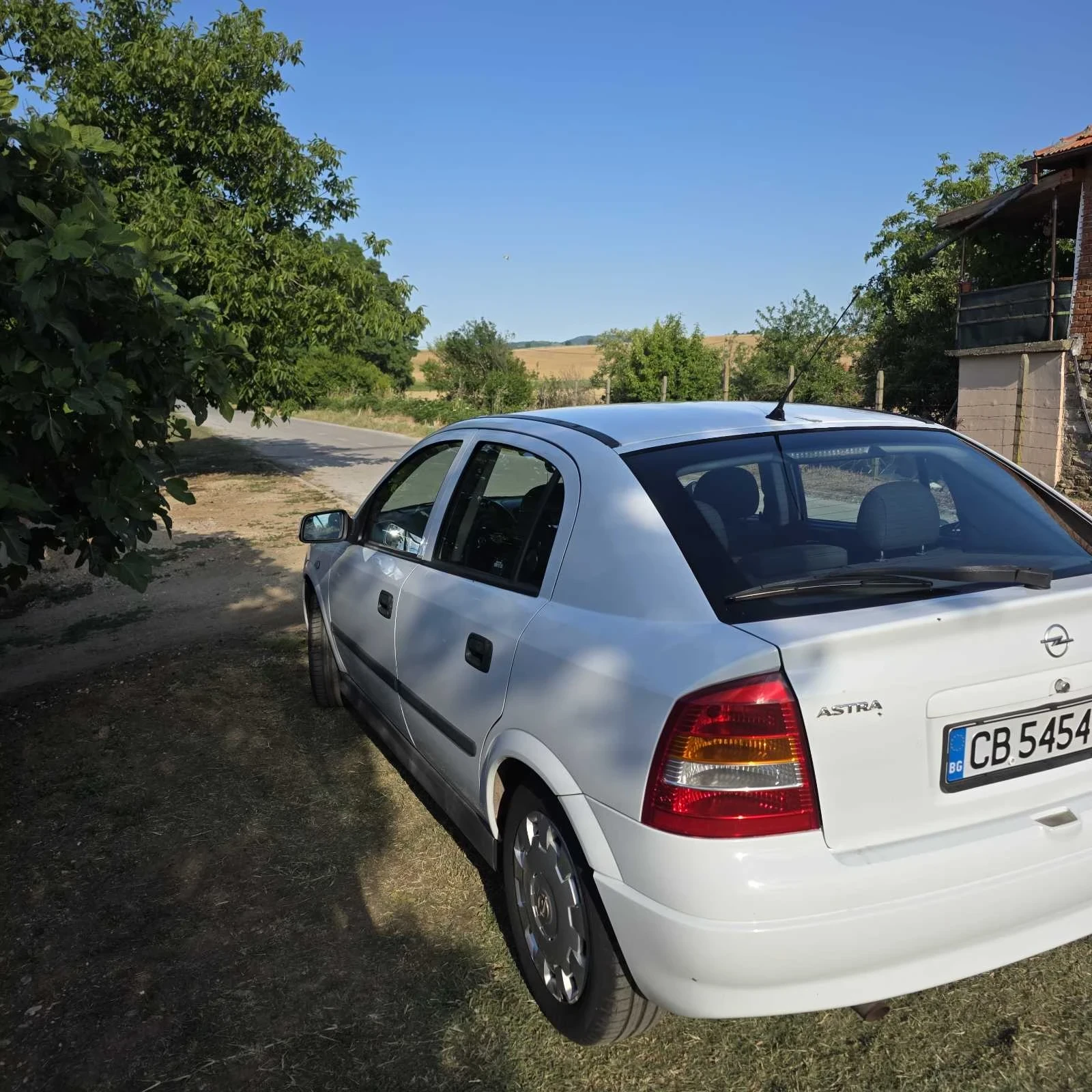 Opel Astra, снимка 5 - Автомобили и джипове - 55016174