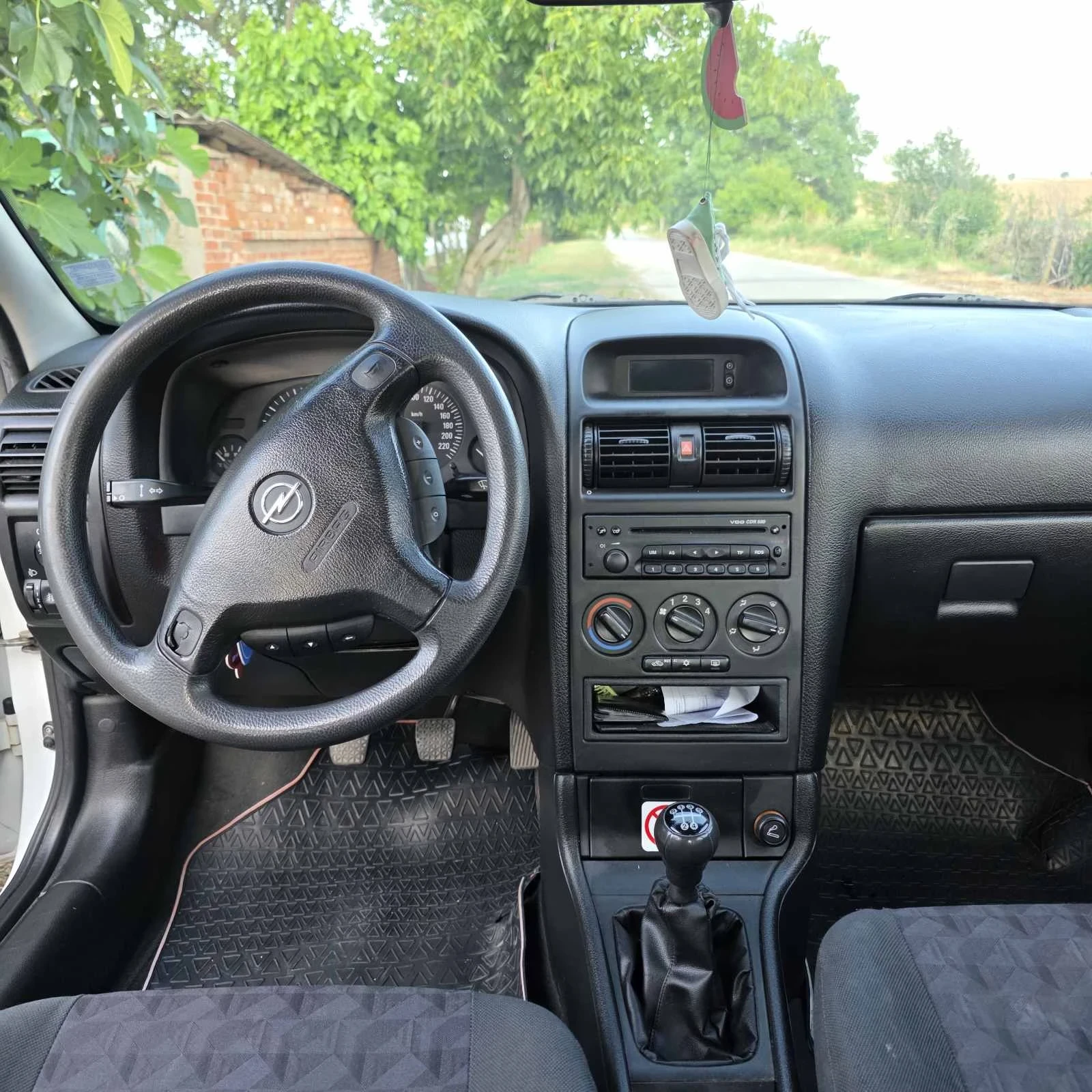 Opel Astra, снимка 11 - Автомобили и джипове - 55016174