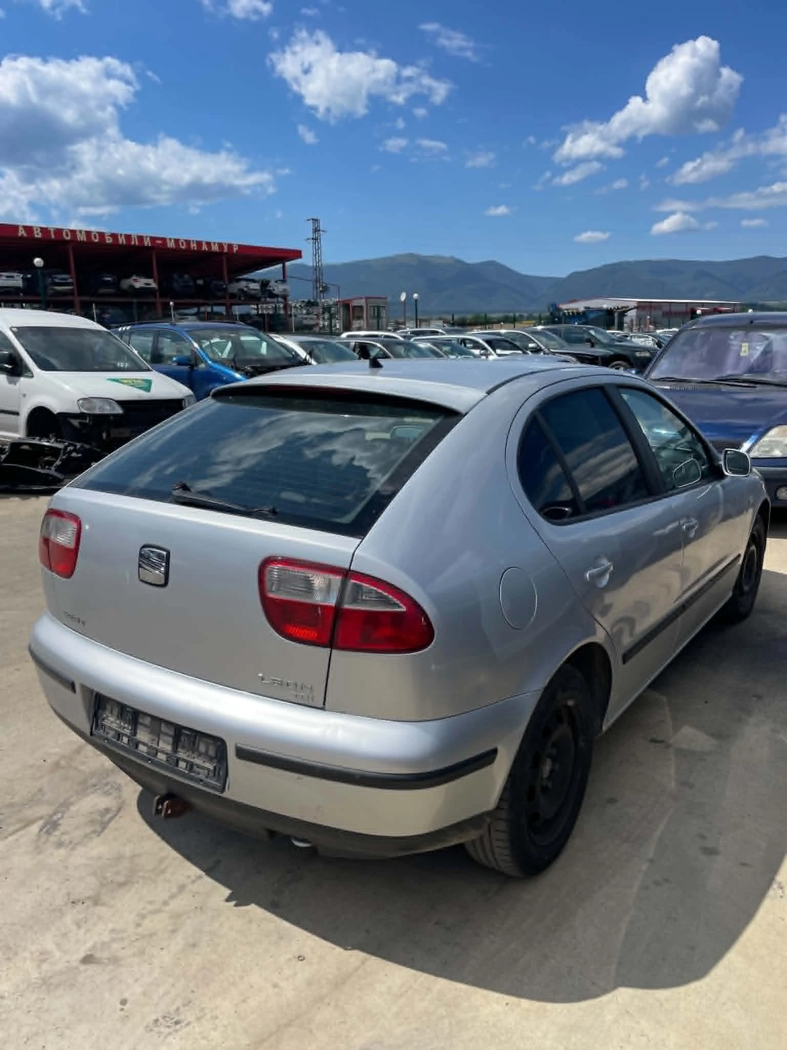 Seat Leon, снимка 2 - Автомобили и джипове - 55233947