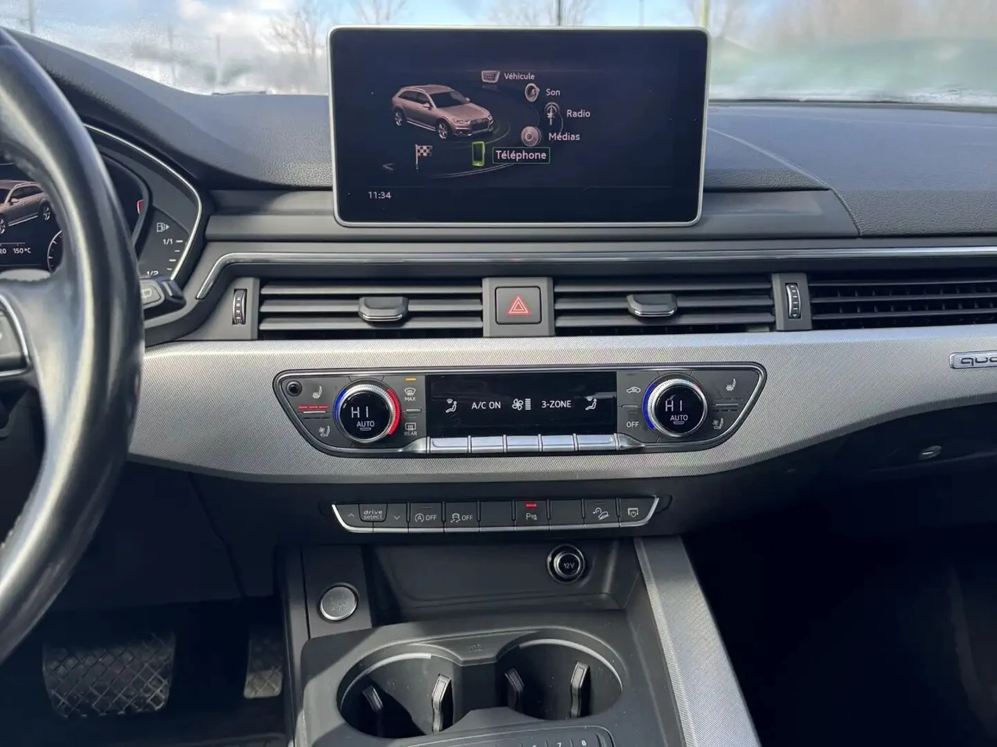 Audi A4 Allroad Technik * АвтоКредит * (ЦЕНА ДО БГ), снимка 12 - Автомобили и джипове - 55250553