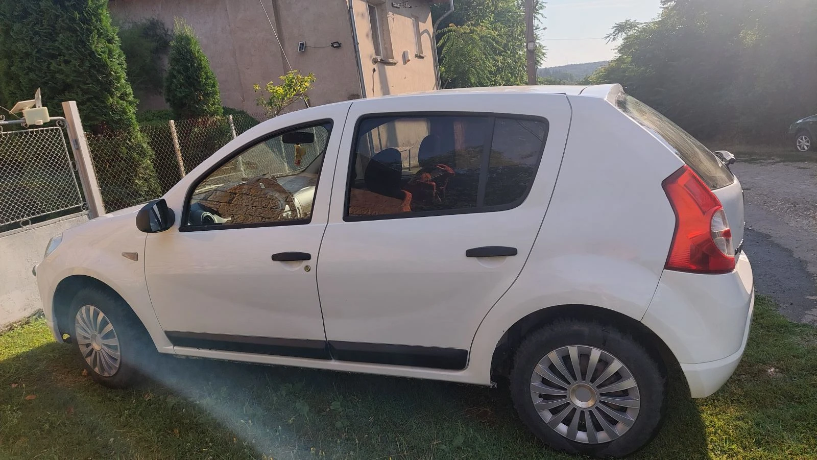 Dacia Sandero, снимка 8 - Автомобили и джипове - 55314531