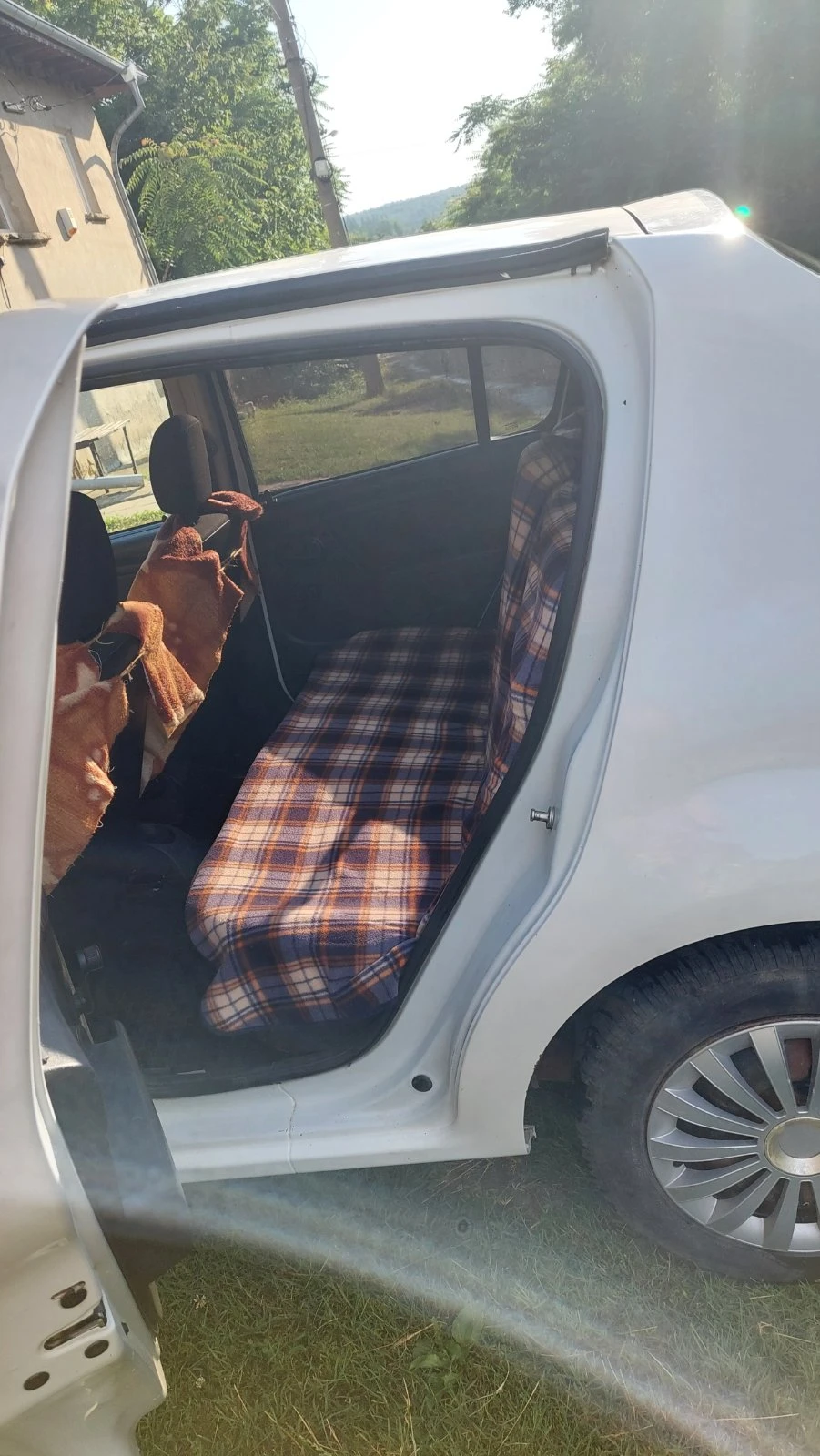 Dacia Sandero, снимка 13 - Автомобили и джипове - 55314531