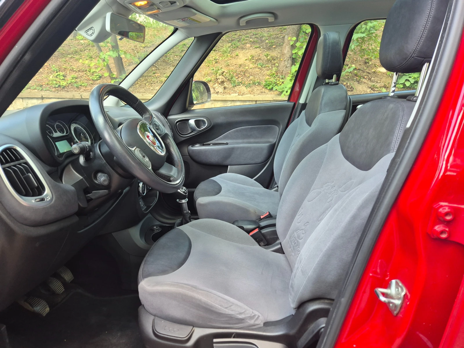 Fiat 500L 1.6/Full/Панорама, снимка 11 - Автомобили и джипове - 55565681