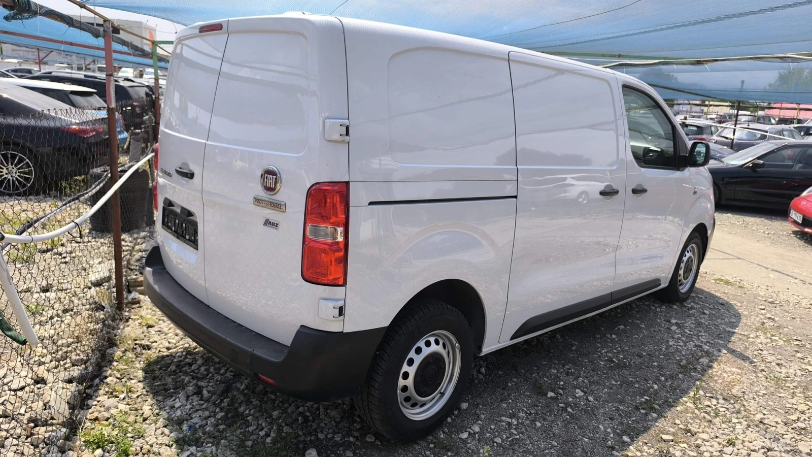 Fiat Scudo 1.5 blueHDI, снимка 8 - Автомобили и джипове - 55639591