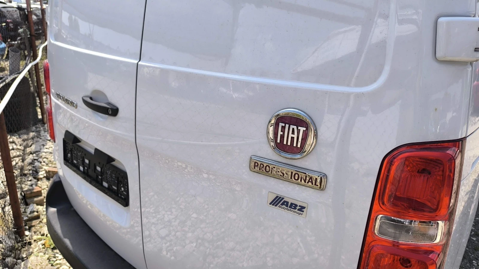 Fiat Scudo 1.5 blueHDI, снимка 9 - Автомобили и джипове - 55639591
