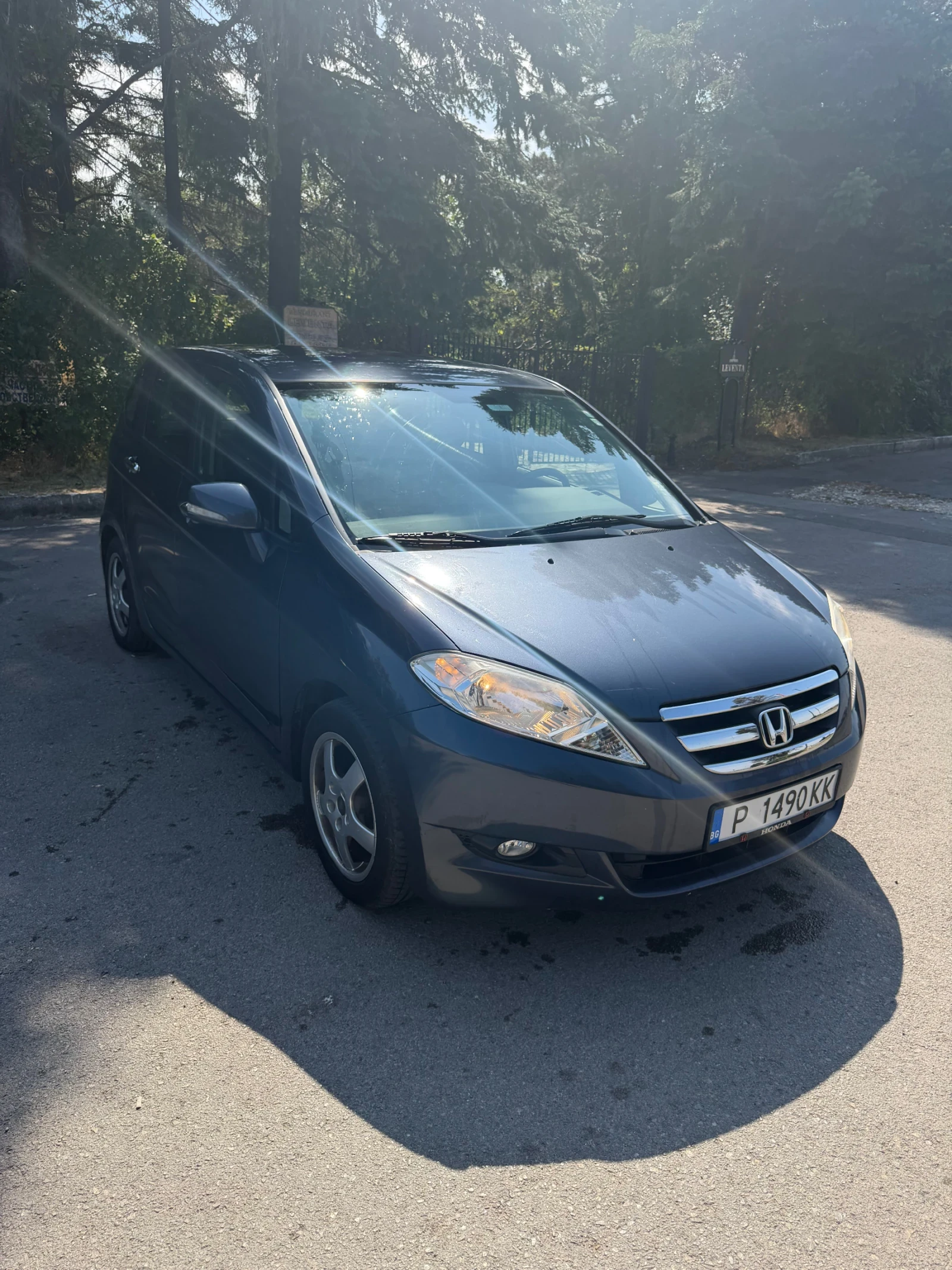 Honda Fr-v 1.7i, снимка 3 - Автомобили и джипове - 55825806