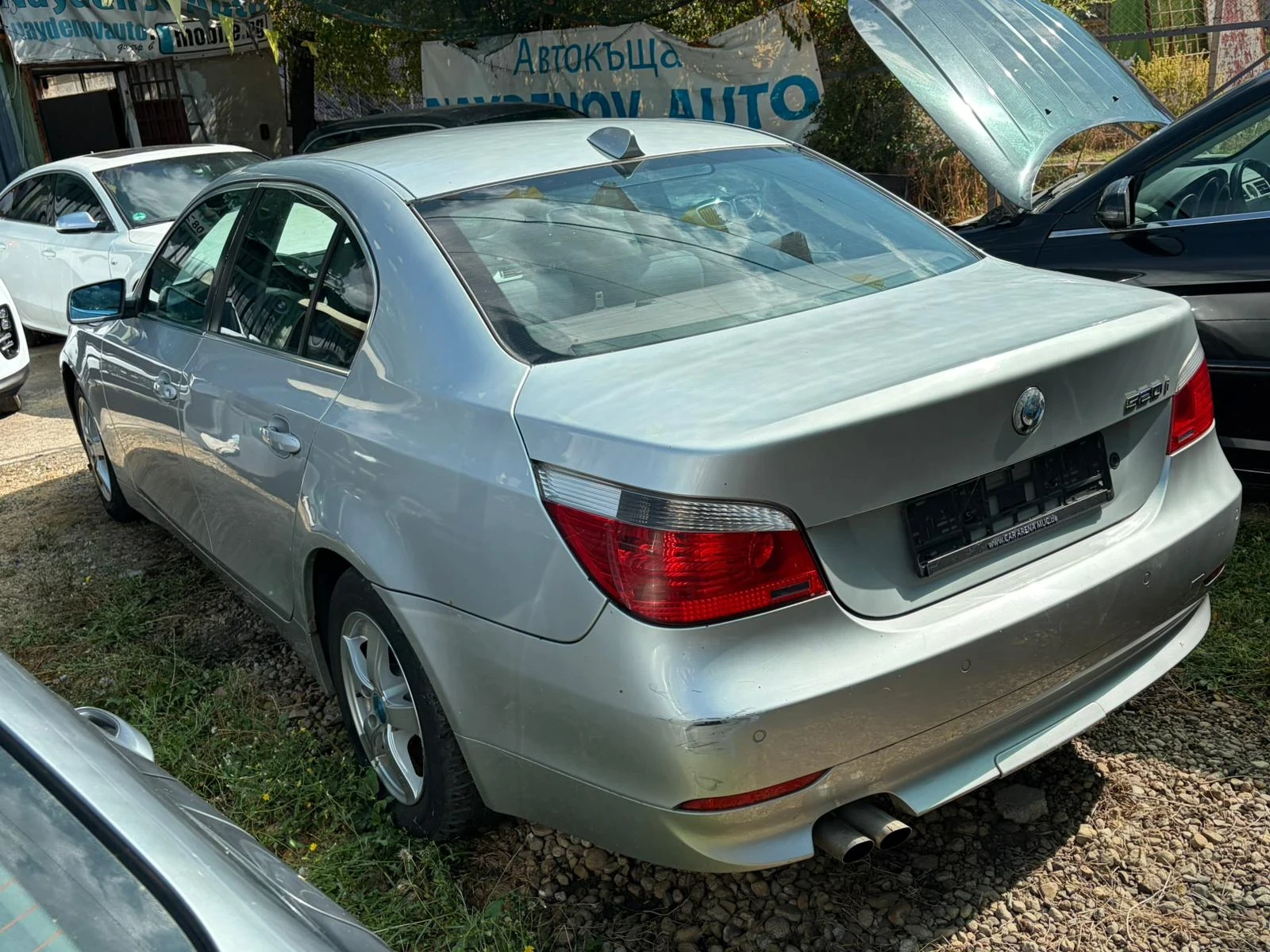 BMW 520 2.0, снимка 4 - Автомобили и джипове - 55948136