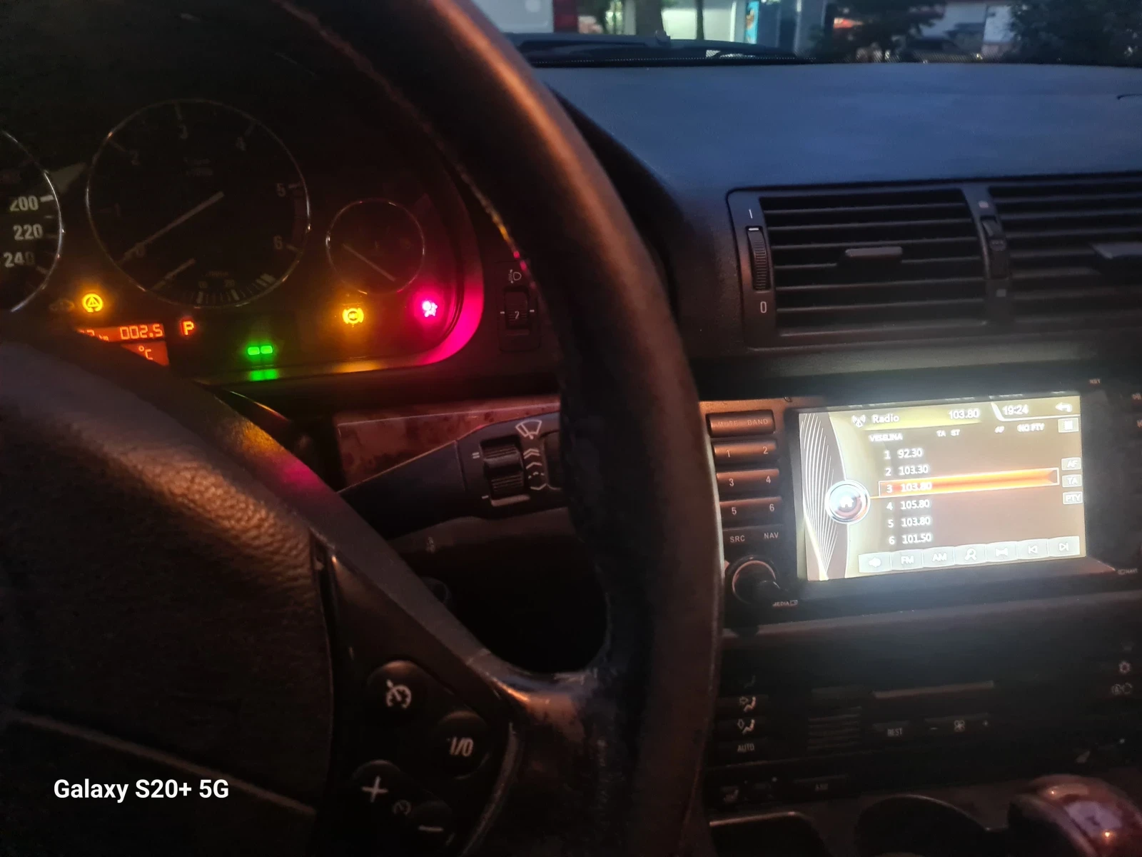 BMW 525 Tds, снимка 5 - Автомобили и джипове - 56429536