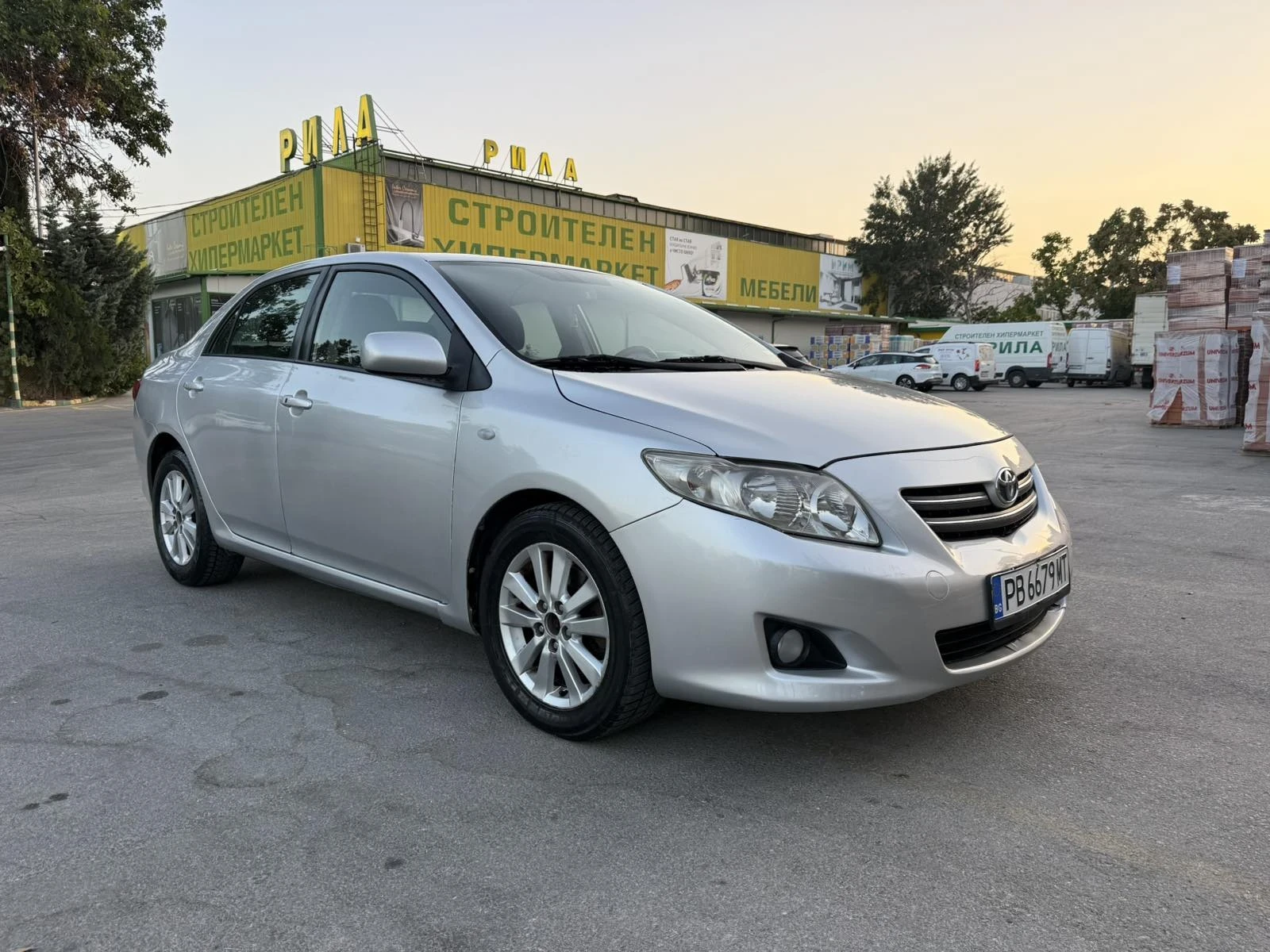 Toyota Corolla 2.0 D4D, снимка 2 - Автомобили и джипове - 56446277