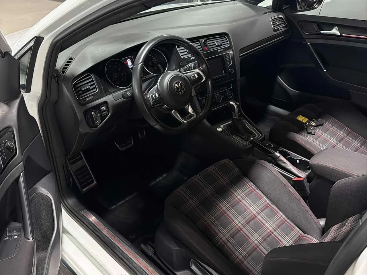 VW Golf GTI/ DSG/CARFAX/�������/�������� | Mobile.bg � ����������� 8