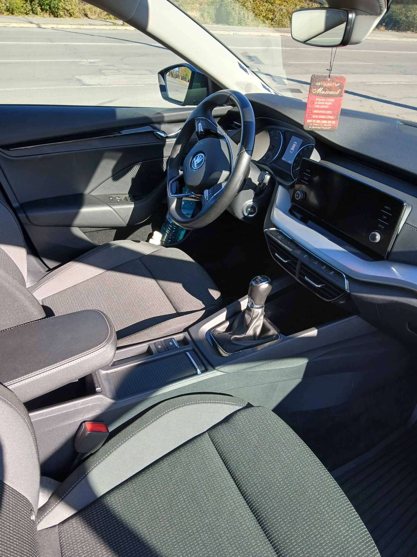 Skoda Octavia 1, 5 TSI, снимка 17 - Автомобили и джипове - 56636247