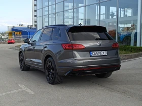     VW Touareg V8 R-line