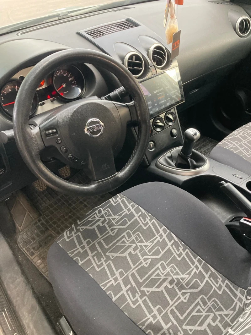 Nissan Qashqai 1, 6, снимка 9 - Автомобили и джипове - 47465861