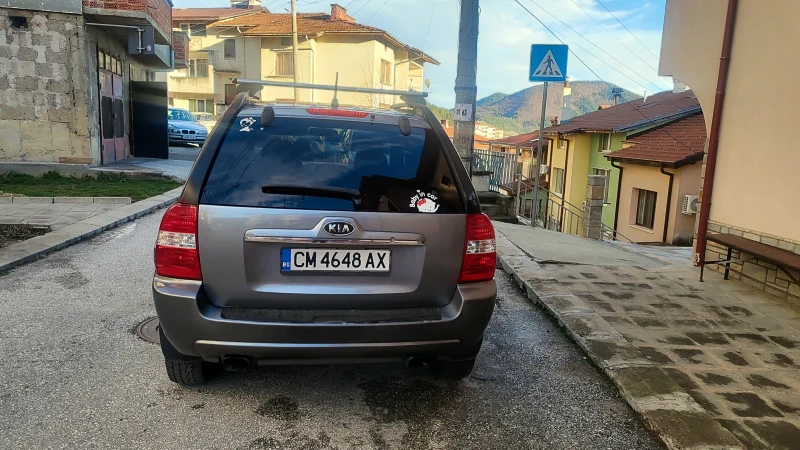 Kia Sportage, снимка 8 - Автомобили и джипове - 47538079