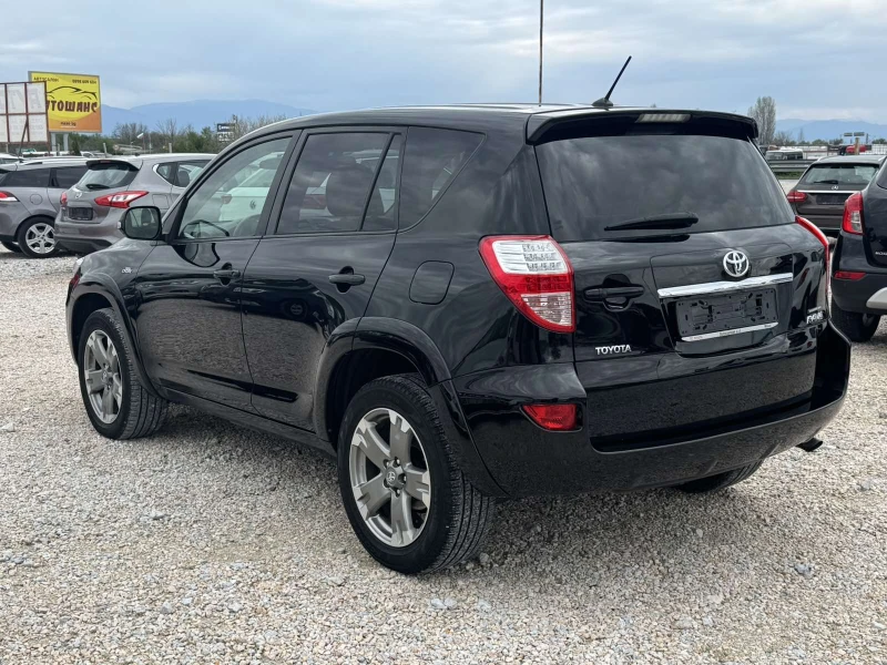 Toyota Rav4 2.2D-CAT 150ks, снимка 6 - Автомобили и джипове - 49753187