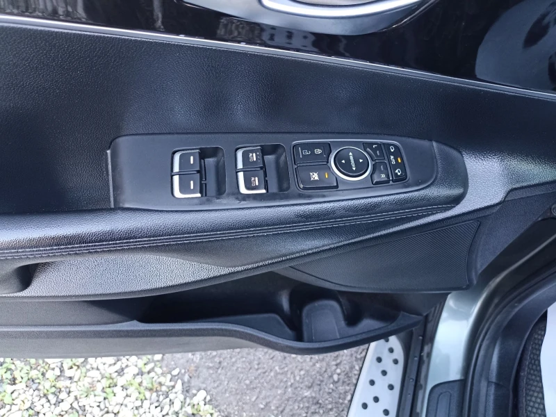 Kia Sorento 2.0 CRDi 4x4 6+ 1, снимка 14 - Автомобили и джипове - 52412455