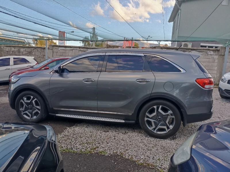 Kia Sorento 2.0 CRDi 4x4 6+ 1, снимка 3 - Автомобили и джипове - 52412455