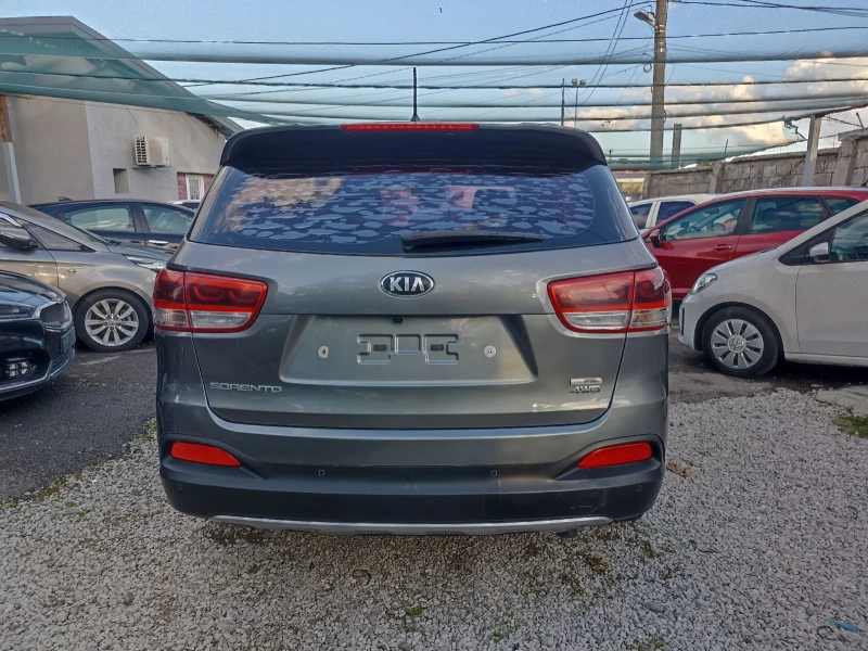 Kia Sorento 2.0 CRDi 4x4 6+ 1, снимка 6 - Автомобили и джипове - 52412455