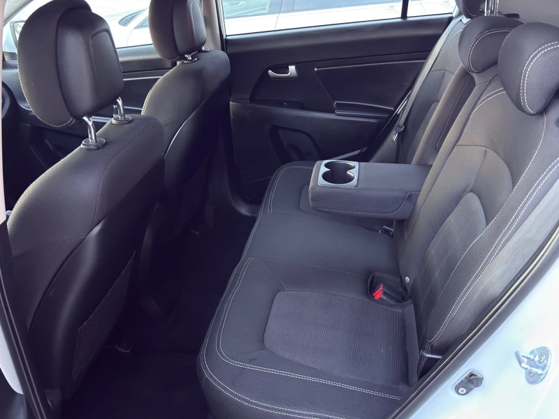 Kia Sportage 1.6 i GDI ''TOP', снимка 9 - Автомобили и джипове - 53050855