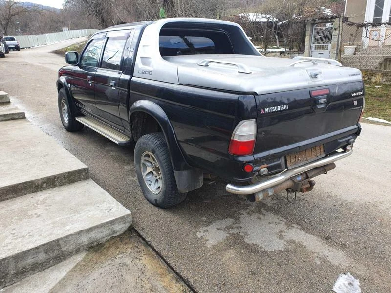 Mitsubishi L200 2.5tdi, снимка 3 - Автомобили и джипове - 46834132