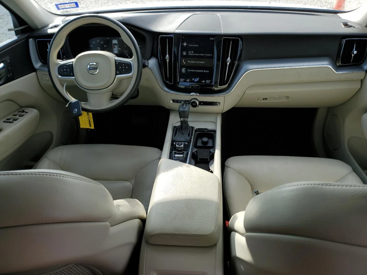 Volvo XC60 T5 AWD Momentum - изображение 8