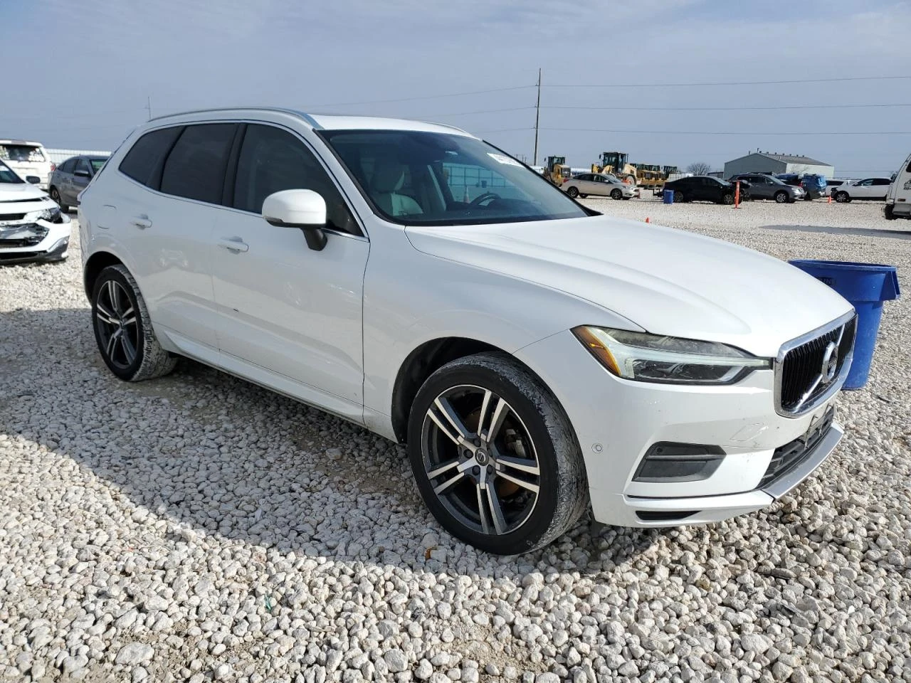 Volvo XC60 T5 AWD Momentum - изображение 2