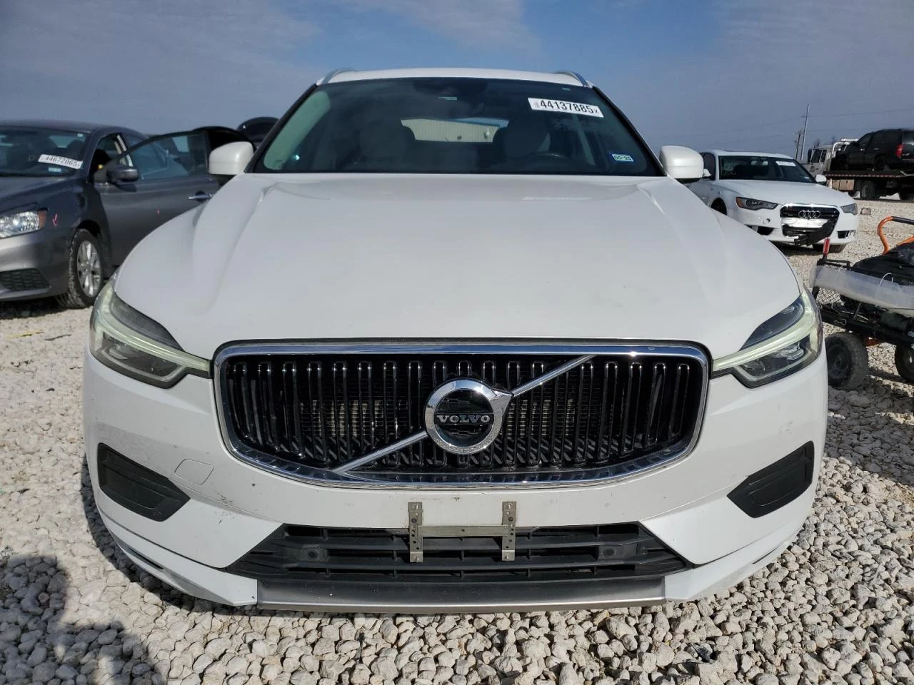 Volvo XC60 T5 AWD Momentum - изображение 3