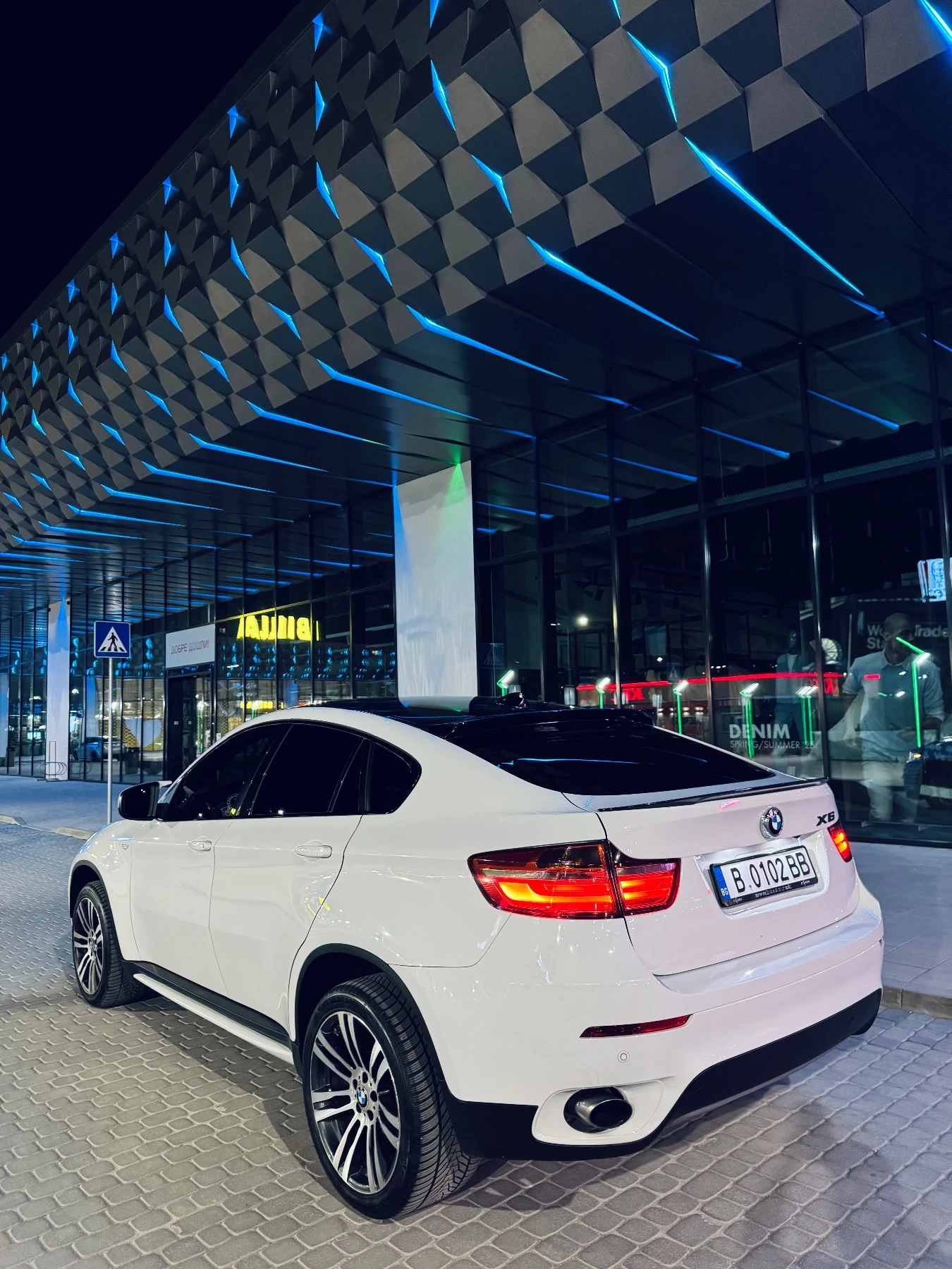 BMW X6 40D M-Performance Гаранция 70К км  - изображение 4