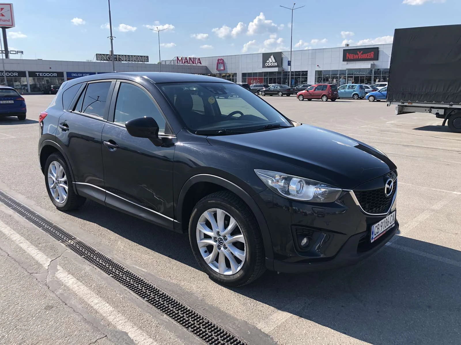 Mazda CX-5 2.2 4x4 АВТОМАТИК - изображение 2