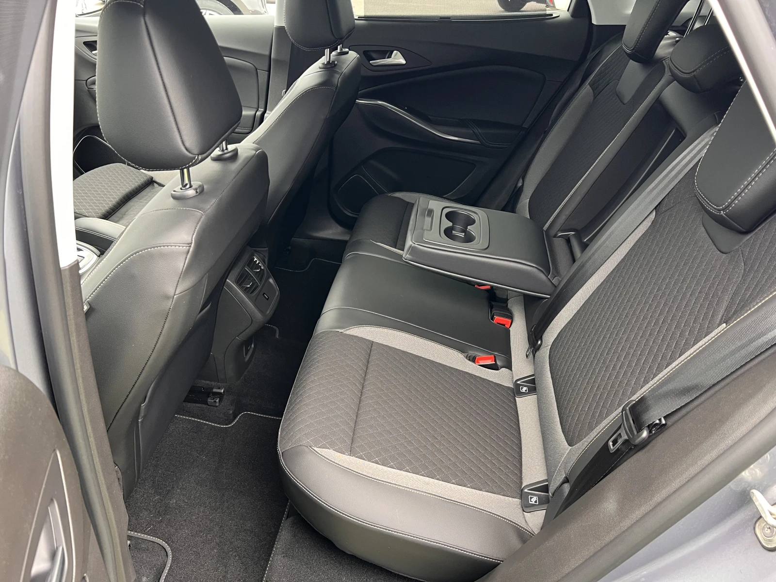 Opel Grandland X INNOVATION/1.5CDTI/130../8 | Mobile.bg   12