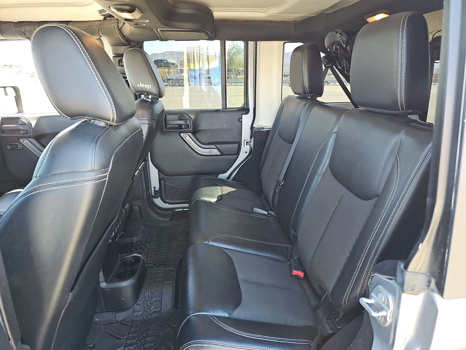 Jeep Wrangler Unlimited Freedom Edition | Mobile.bg   14